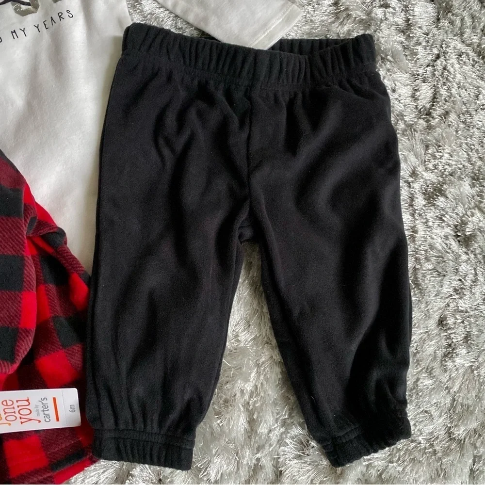 Carter’s NWT Baby 3 Piece Matching Set Size 6 Months